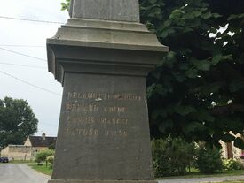 Noms des personnes mortes pour la France durant la guerre :
Mr Delamotte Maurice,
Mr Bernard Amédé,
Mr Calmus Marcel,
Mr Latour Oscar